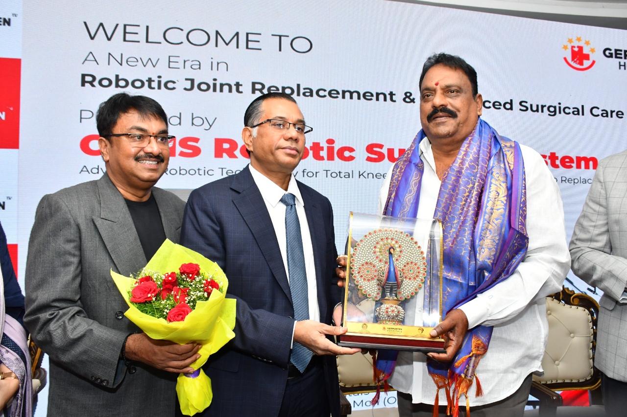 News Image 6 - Dr. Mir Jawad Zar Khan Medical Excellence Award