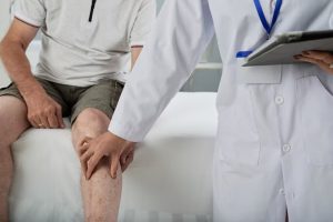 What is Knee Arthroscopy?